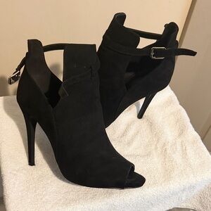 JustFab Black Peep-Toe Heeled Booties